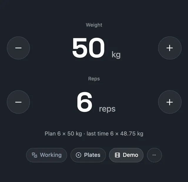 Set screen in the client app: 50 kg and 6 reps, plan 6 × 50 kg, last time 6 × 48.75 kg